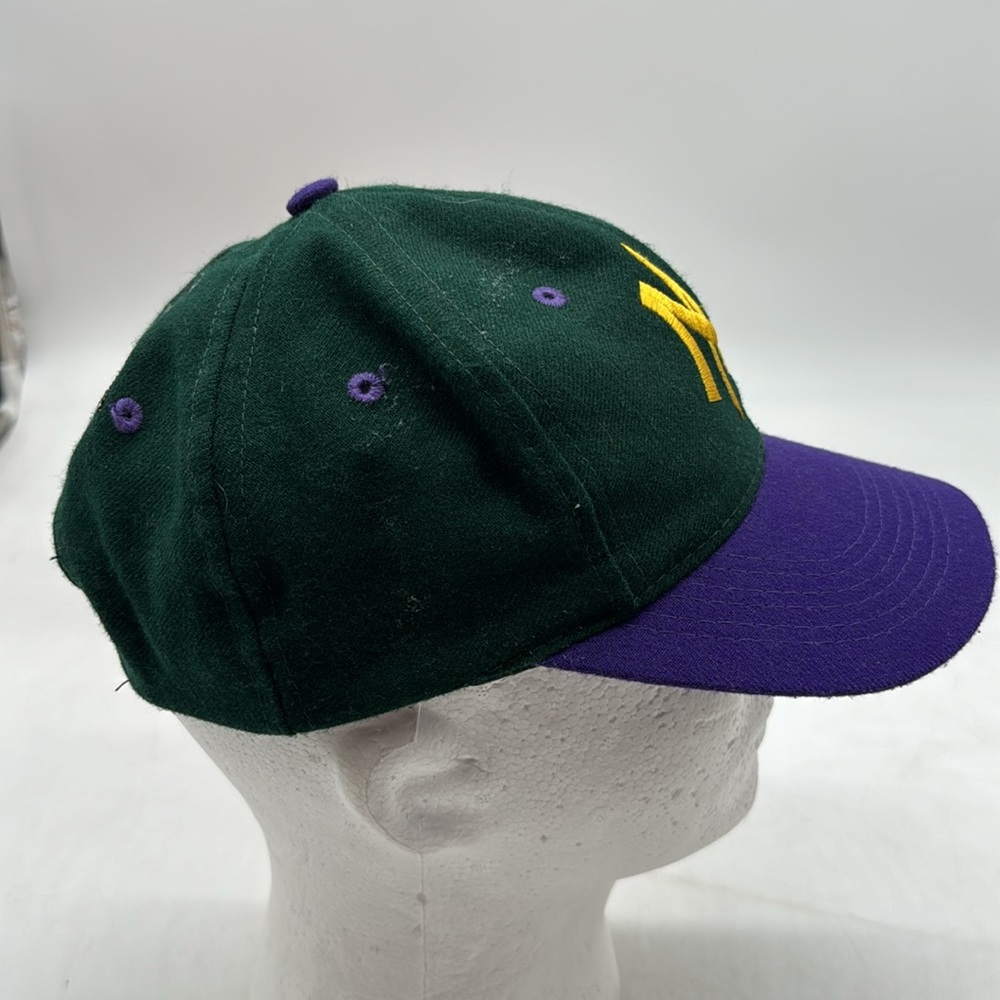 Mickey Mouse Vintage Green Yellow Blue Baseball Hat Adjustable HT5430F - Picture 2 of 5